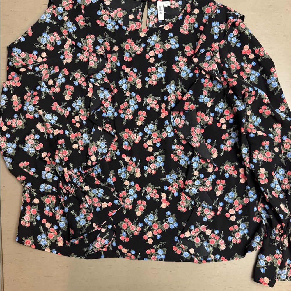 Kensie Black Blouse with Floral, ruffle, and bell sleeve design!  NWT size med.